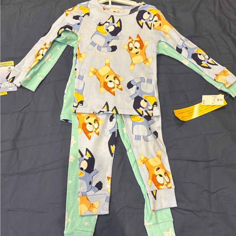 Bluey Pajamas 4pc Set for Size 4T